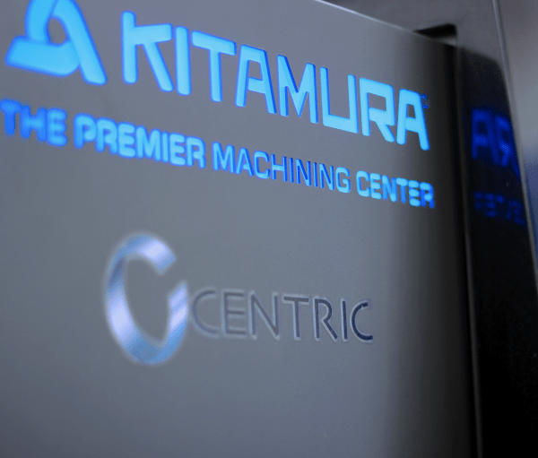 Logos de Centric y la marca Kitamura.